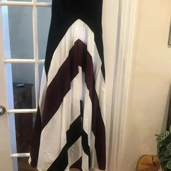 eShakti sleeveless white/black/maroon maxi dress. - Picture 7 of 7